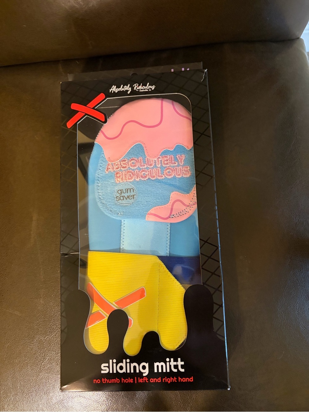 NWT Super Rare Absolutely Ridiculous Gum Saver Sliding Mitt